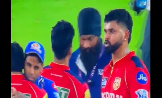 Shreyas Iyer angry reaction on Shashank Singh 